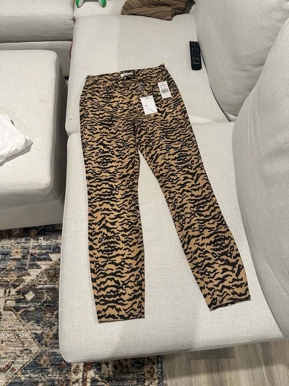Good American Good Waist Crop Skinny Jeans in Zebra Print